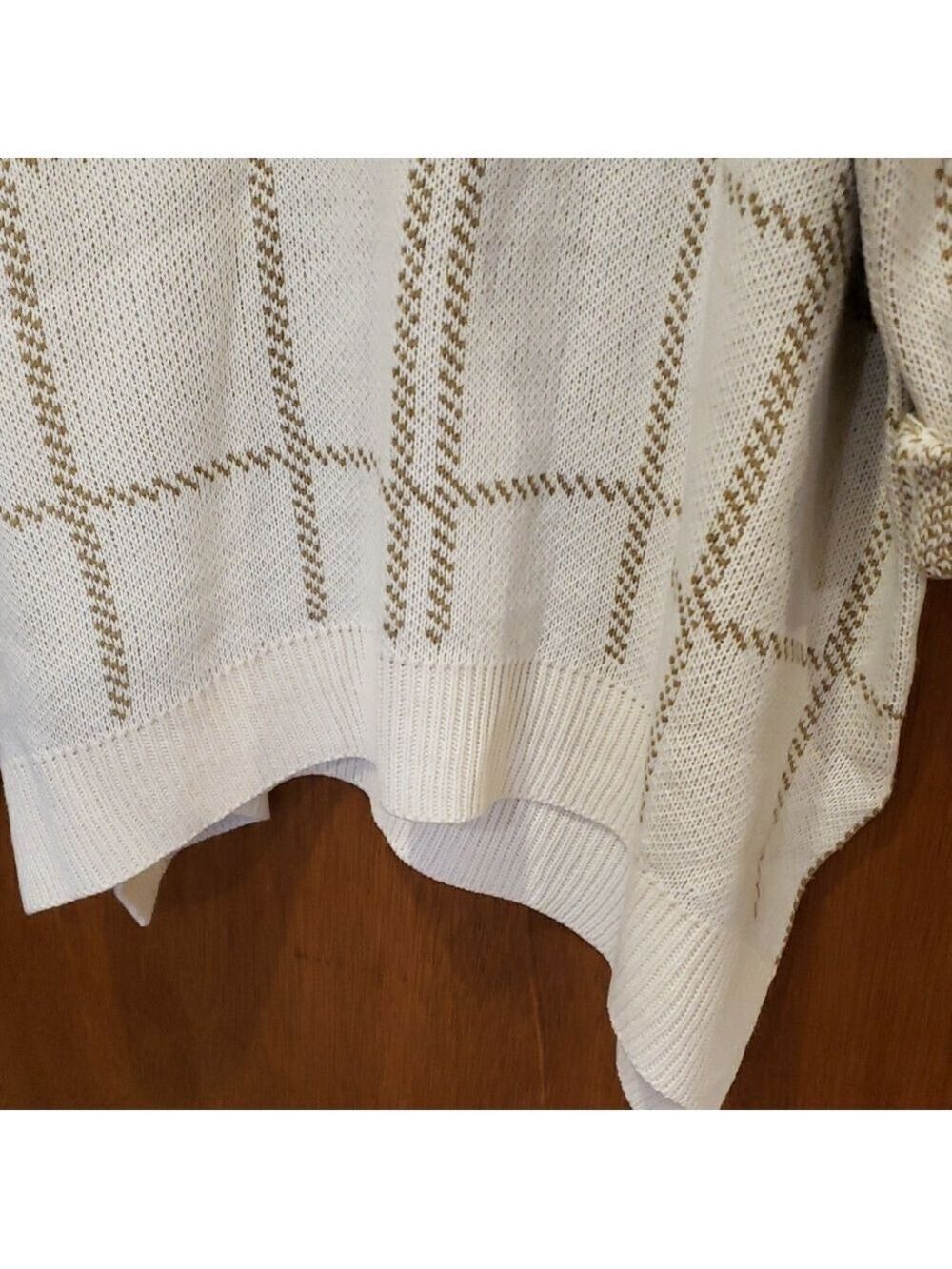 JODIFL Cream and Tan Checkered Turtleneck Sweater - Picture 5 of 13